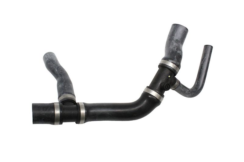 Manguito superior radiador del Land Rover Defender TD5 . REF PCH114600
