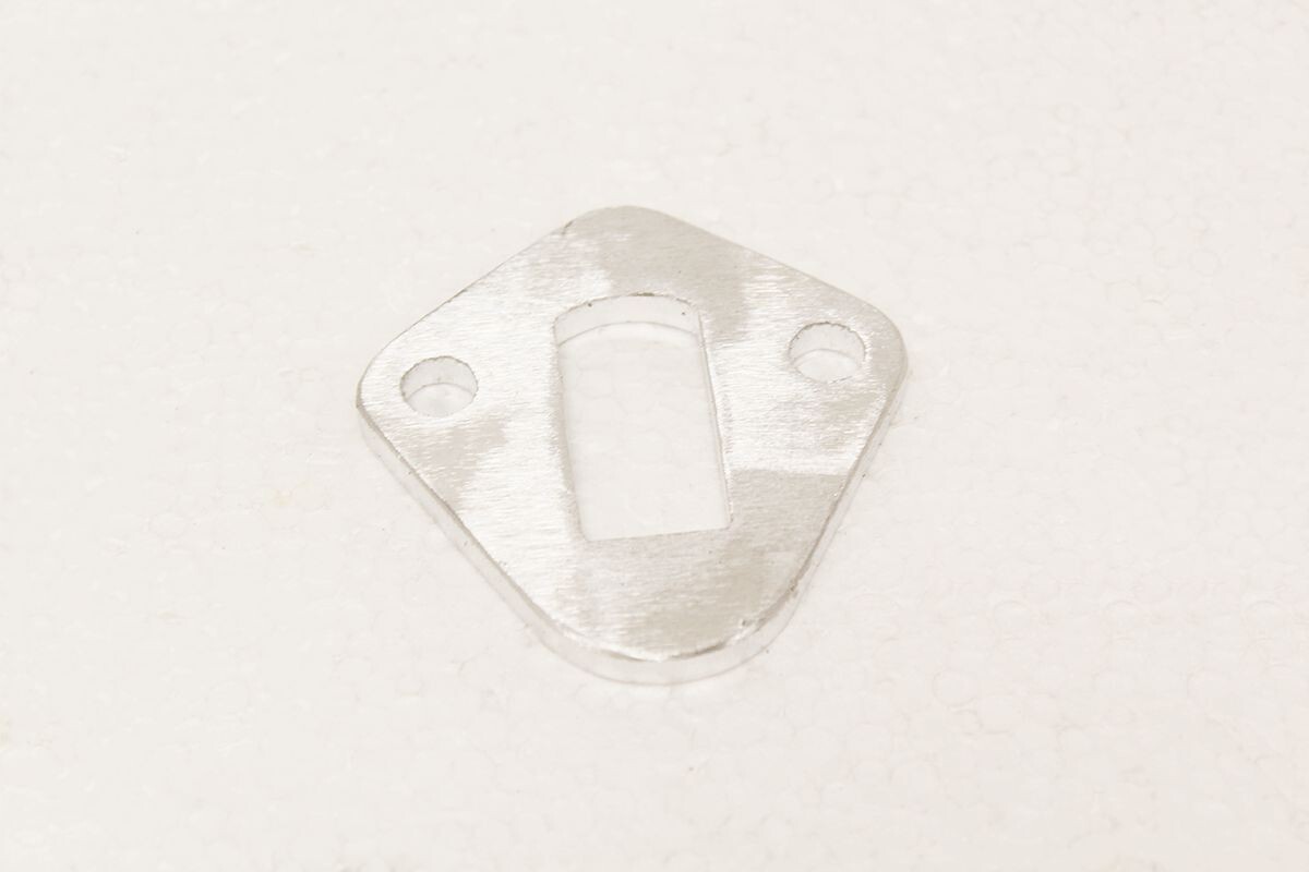 Chapa separador para bomba combustible LRDef 300 , LRDisco 300 , RRClasic 300 REF err5057plate Chapa separador para bomba combustible LRDef 300 , LRDisco 300 , RRClasic 300 REF err5057plate
