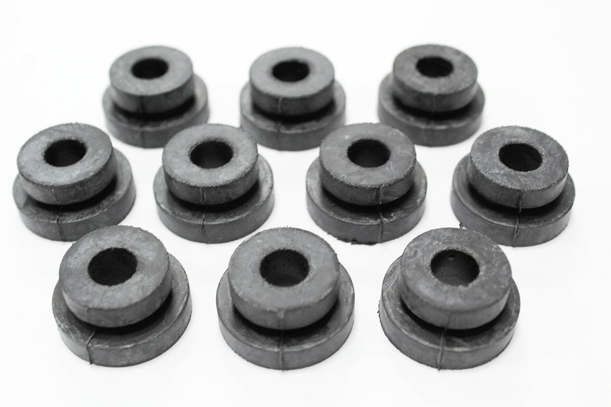 Goma soporte radiador RANGE ROVER Y LAND ROVER REF 572312 Goma soporte radiador RANGE ROVER Y LAND ROVER REF 572312