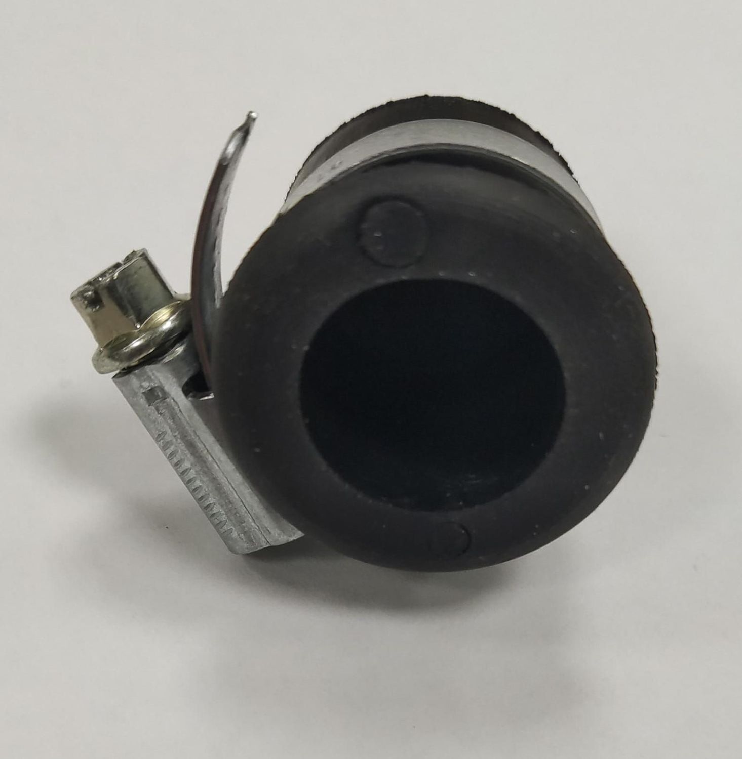 Tapon ciego obturador enfriador, LR Defender TD5, Puma, LR Discovery 2 TD5 ref. PYB500040AG Tapon ciego obturador enfriador, LR Defender TD5, Puma, LR Discovery 2 TD5 ref. PYB500040AG