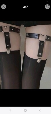 Vegan Leather Garters With Heart O-rings 2pc