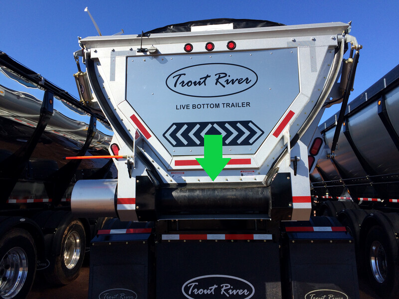 Front bottom seal or tailgate bottom seal