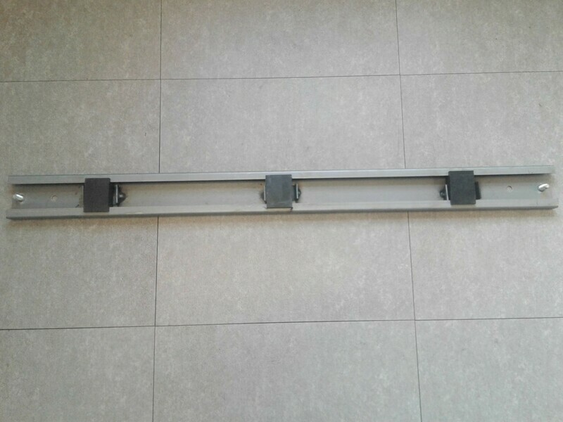 Chain Cross Bar