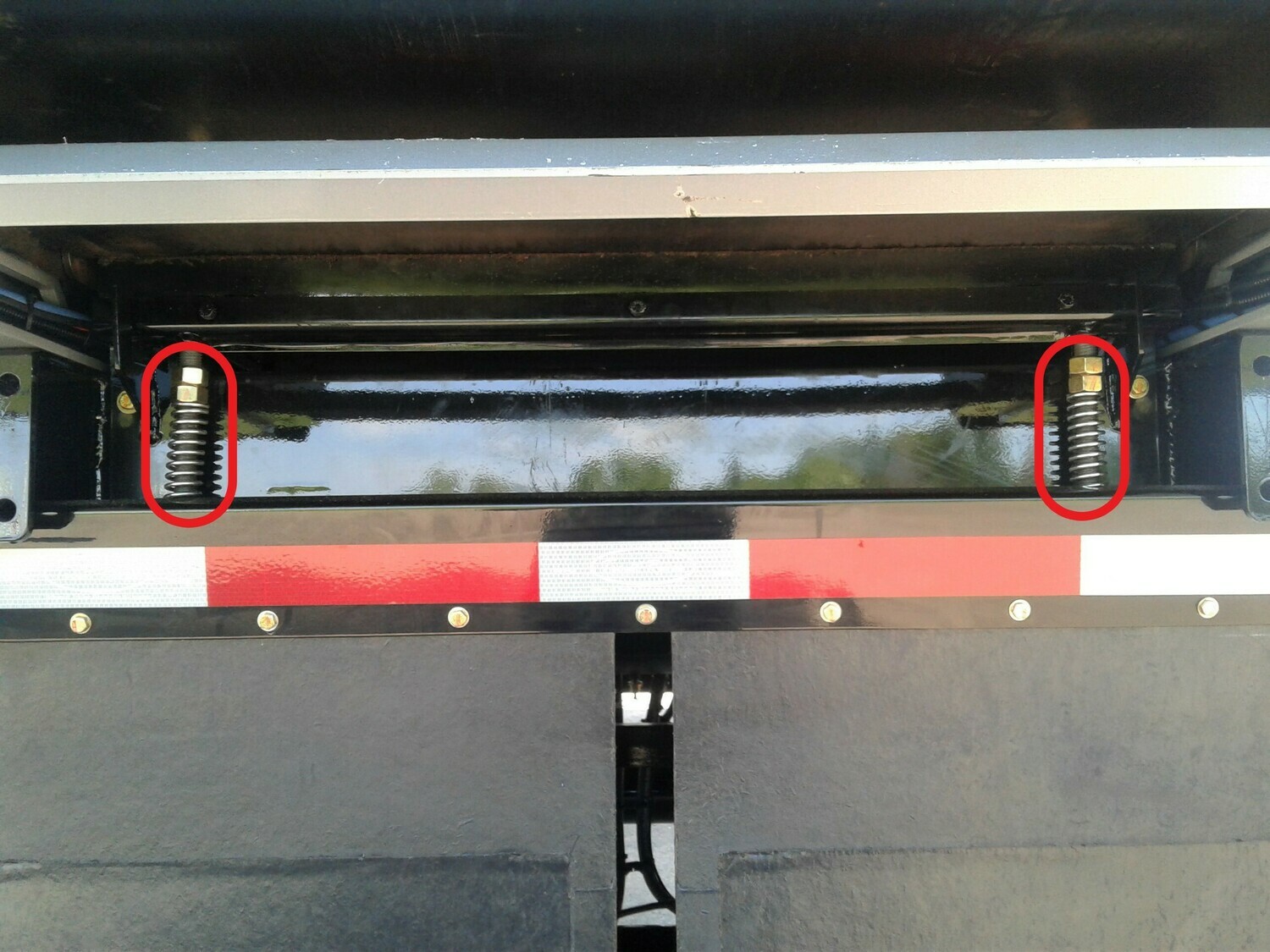 Belt Scraper Spring Hardware Kit