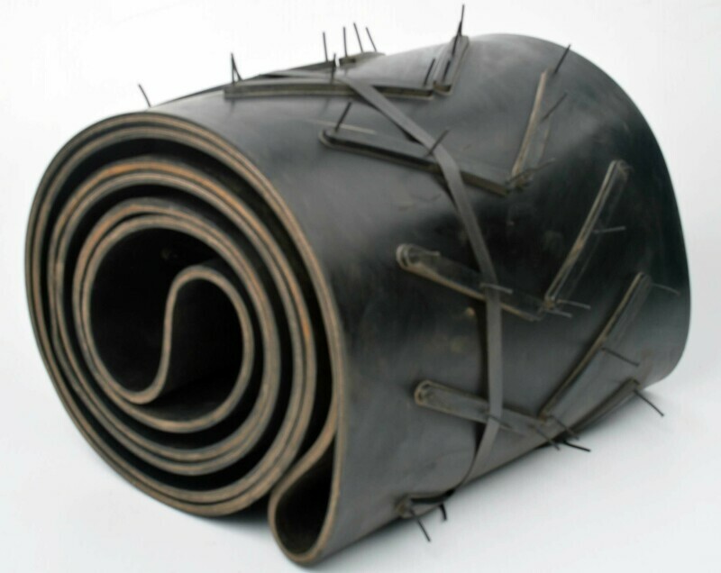 Shouldering Attachment Belt
