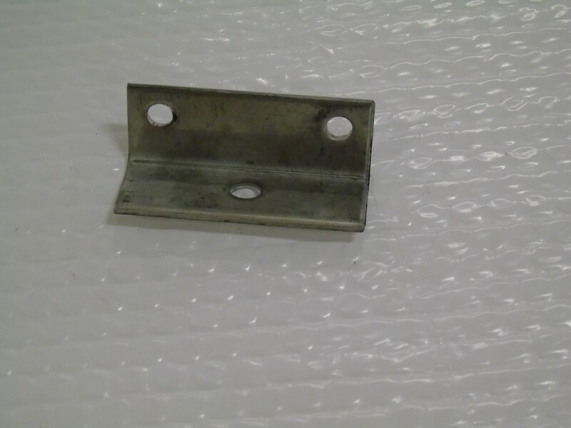 Stainless Steel Bracket for 4" Round UHMW