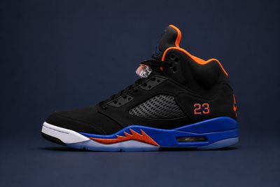 NY Knicks Jordan 5s “Black”