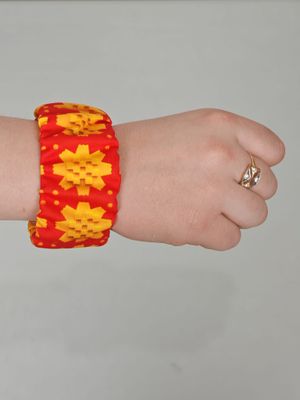 اسوار ورده العرفج احمر