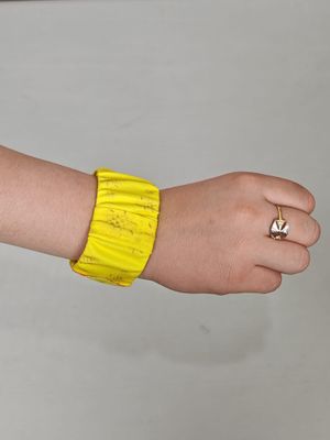 اسوار ورده العرفج اصفر