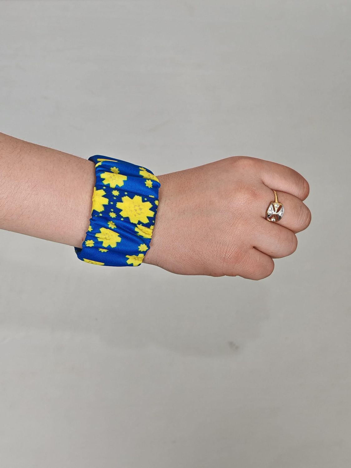 اسوار ورده العرفج كحلي