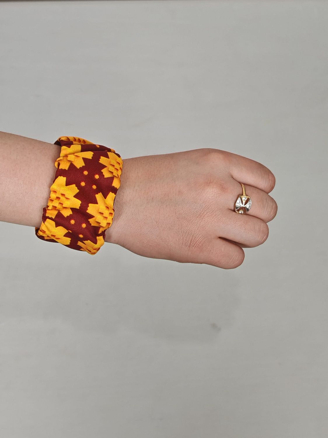 اسوار ورده العرفج بني محروق