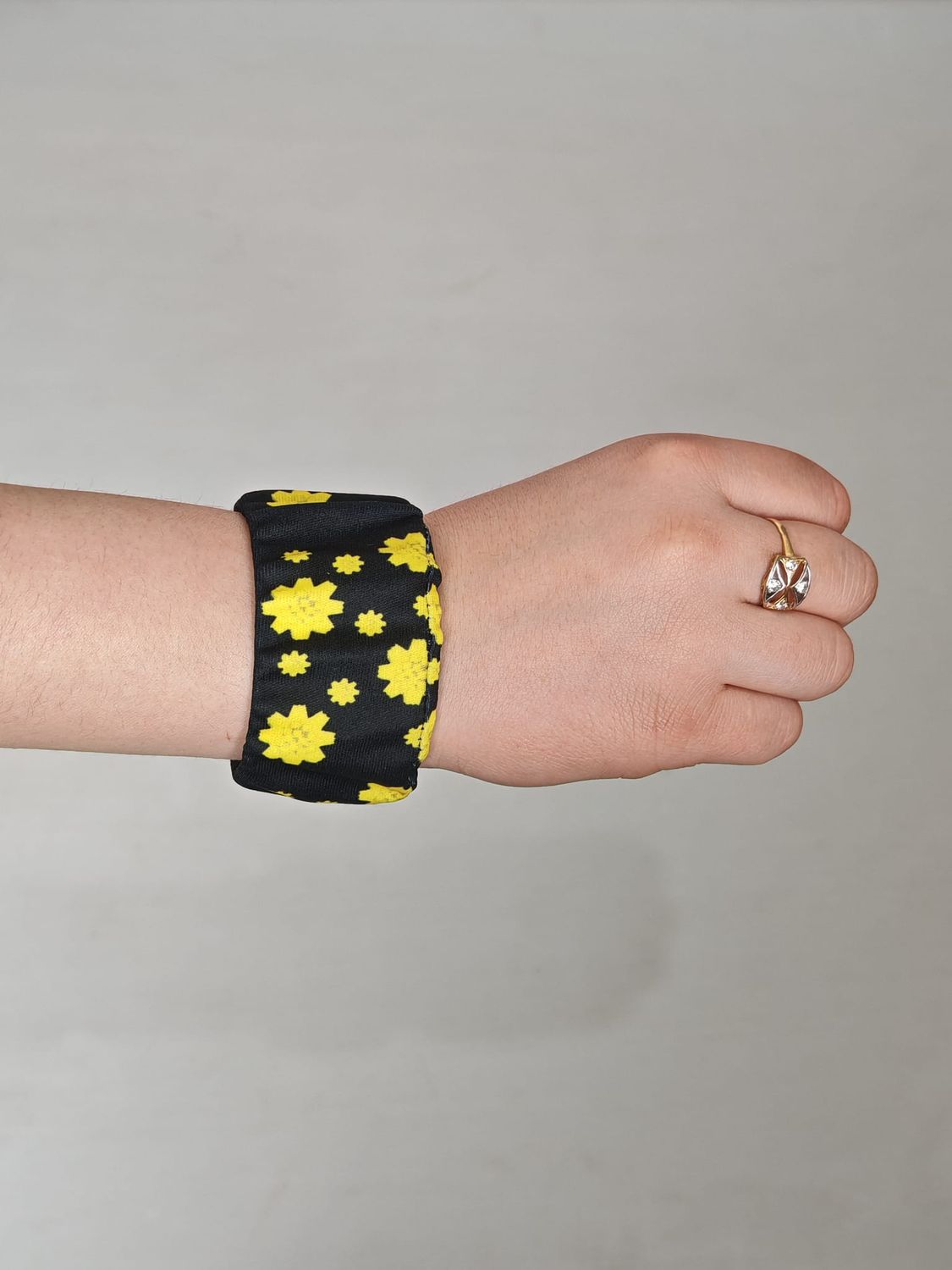 اسوار ورده العرفج اسود