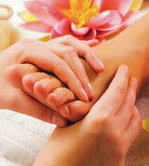 LA DIGUE: Massage / Fußreflexzonenmassage 45 Minuten, The Body Bliss, PREIS: 35€, Anzahlung;