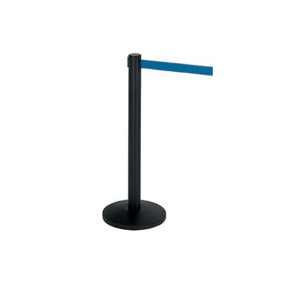 Colonna Medial Alfa nera con nastro blu 2 m e palo 63 mm per separazione flussi in ambito horeca.