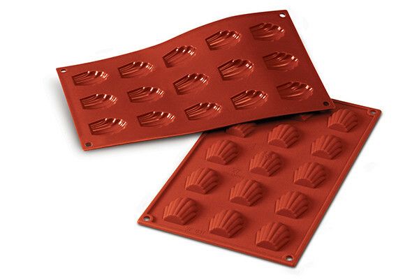 Mould 15 Madeleines 4.4 x 3.4 cm Classic - Silikomart
