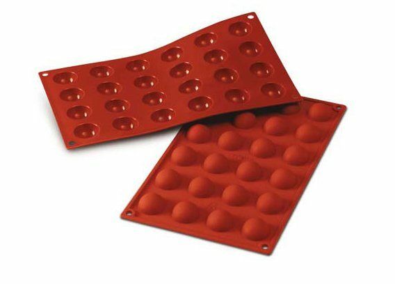 Mould for 24 Hemispheres 3 cm Classic - Silikomart