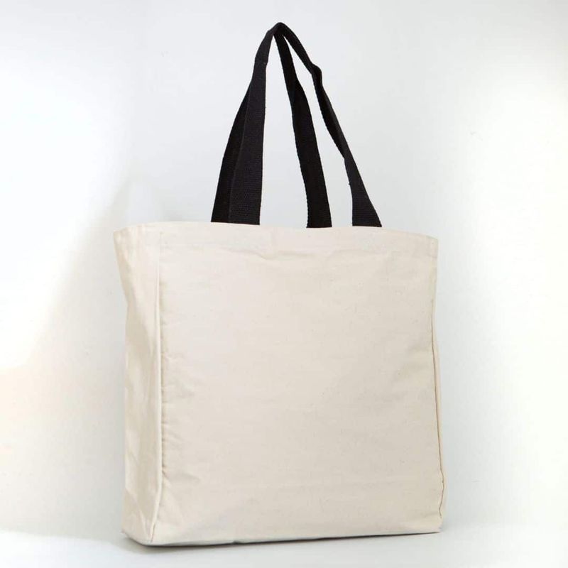 Natural and white jute shopper with shoulder handles