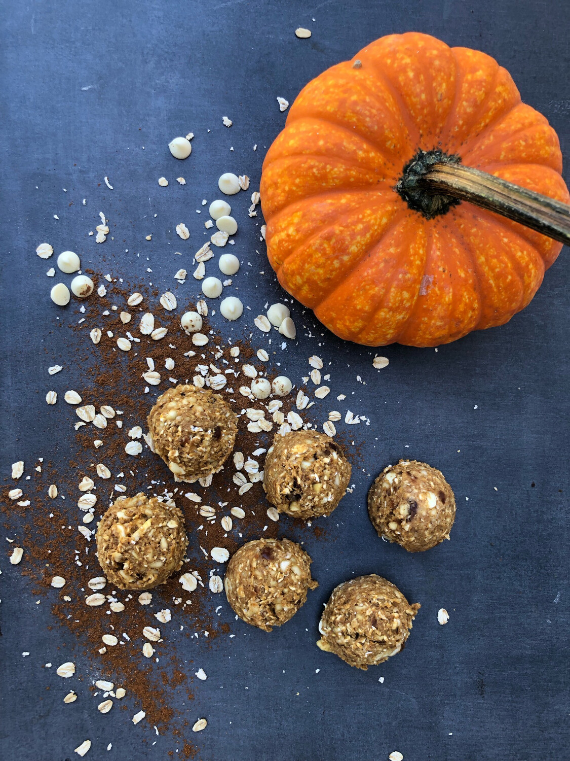 Pumpkin Pie Energy Bites