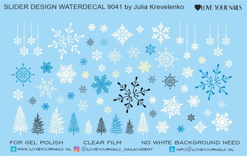 Christmas Tree and Snowflakes 9041