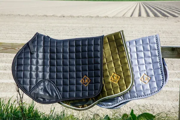 Louis Equestrian - Zadeldek Satin Springen