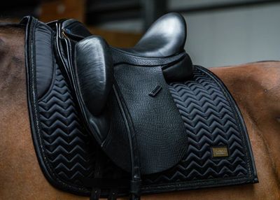 Hopmans Equestrian - Zwart