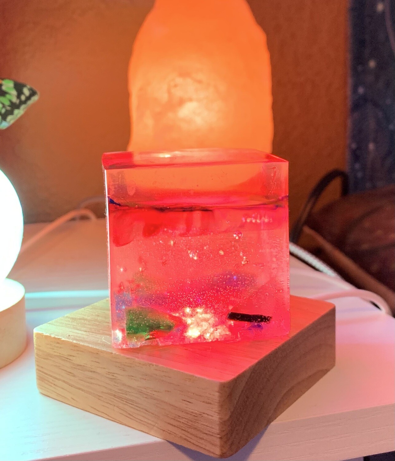5D Cube Oscillating Lamp