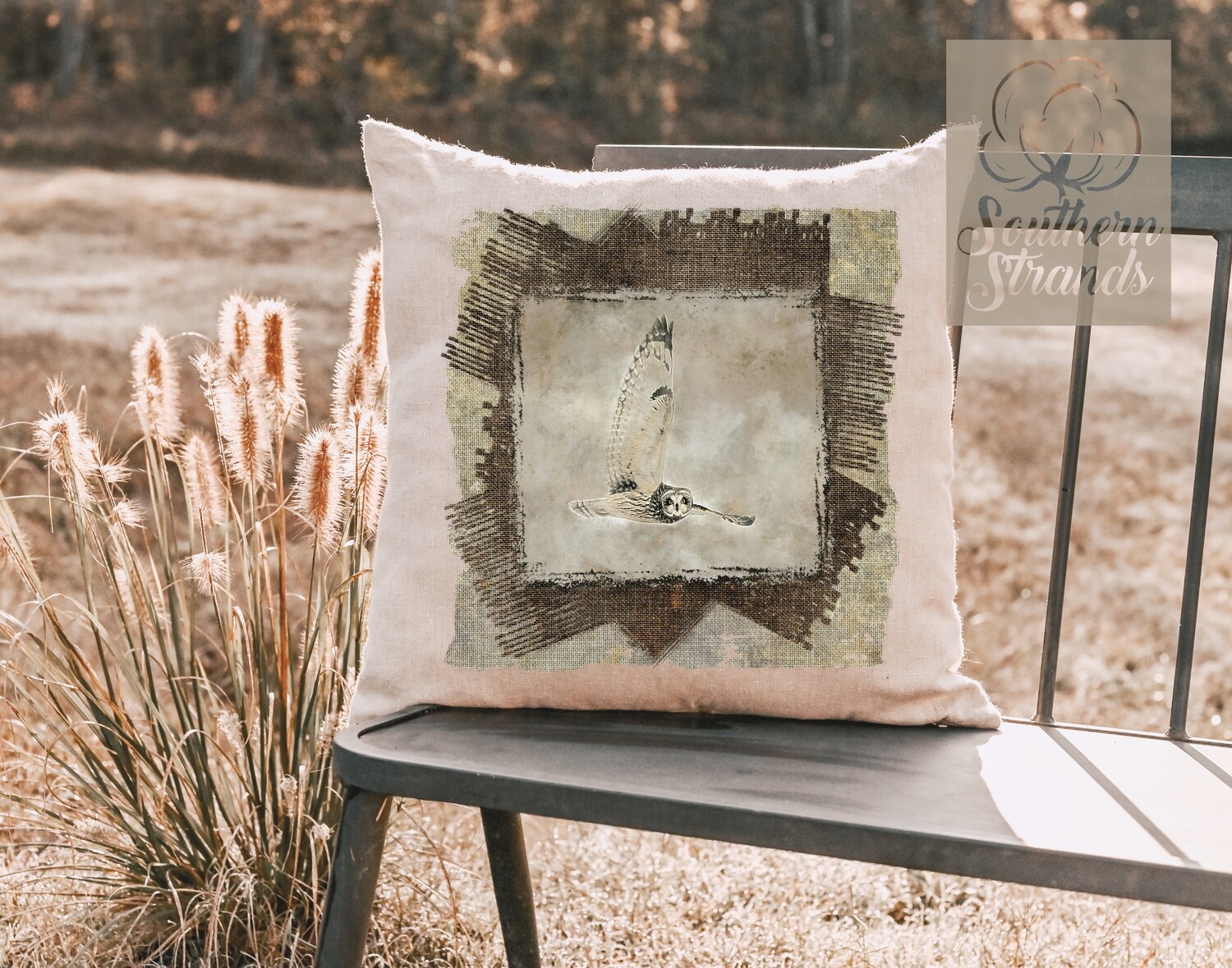 Vintage Wildlife Flying Owl | DIGITAL DESIGN