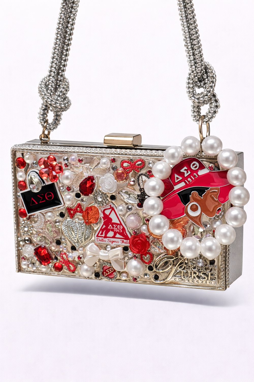 Delta Customizable Clutch