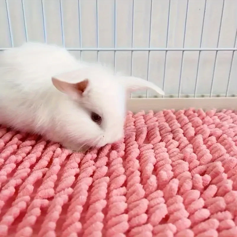 Chenille Cage Mat