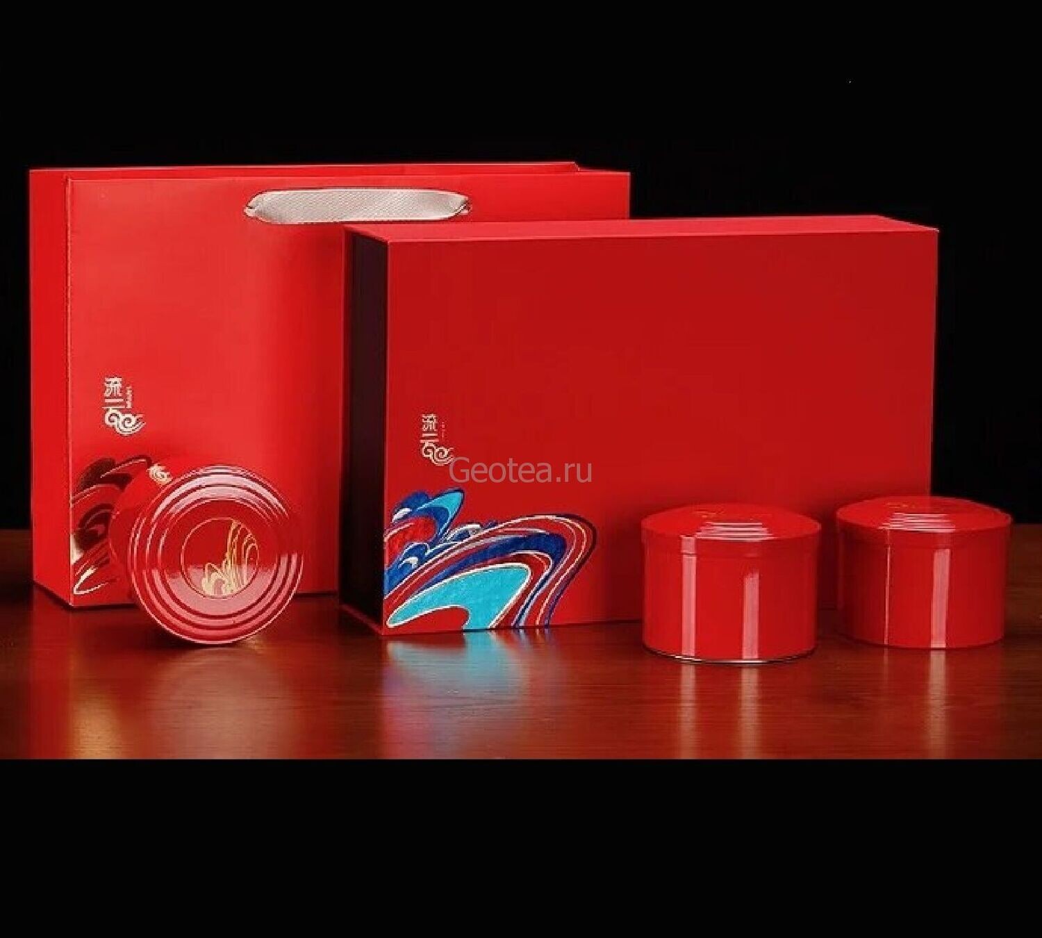 Подарочный набор "Золотые годы RED", 3 банки и сумка, картон / жесть