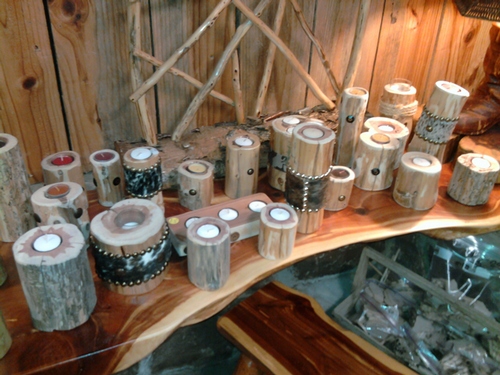 Cedar Log Candle