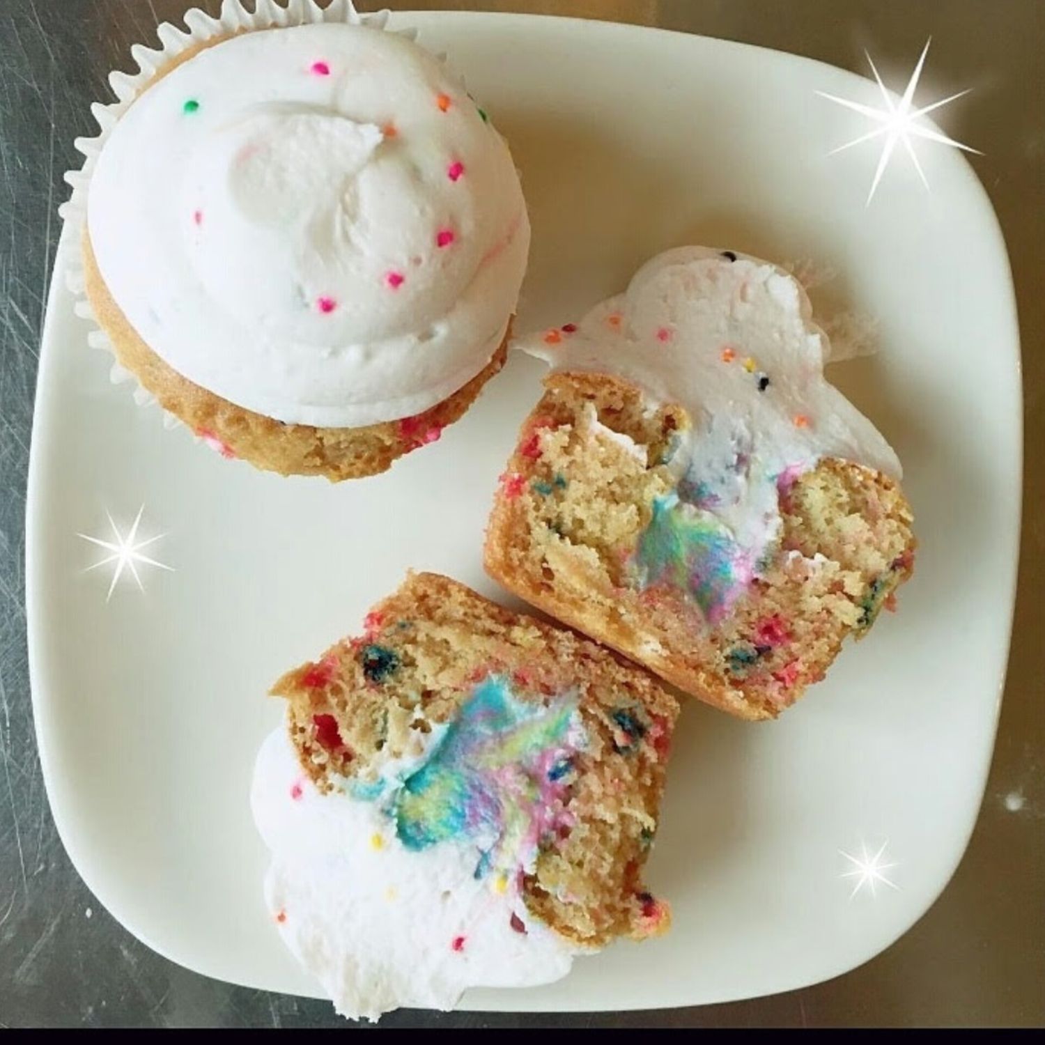 Confetti Cupcakes (qty 4)