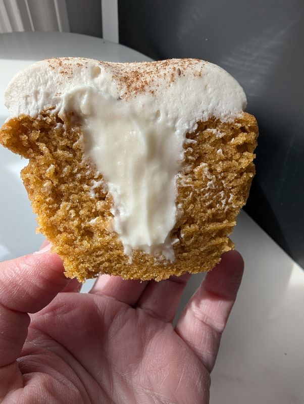 Pumpkin Cheesecake Cupcakes (qty 4) Pumpkin Cheesecake Cupcakes (qty 4)