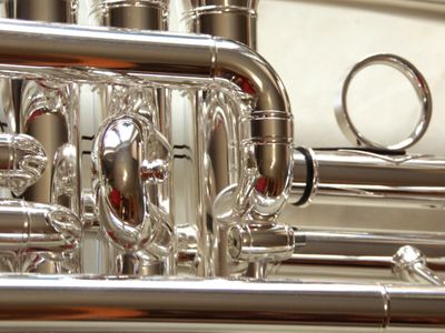 Wolfgang Huhn Tiger-Bb-Instrumente GS III 1A mit zusätzlicher Luxusausstattung und Zubehör*: KORNETT mit 3 Wasserklappen nur 944.- € oder die unschlagbare Bb-TROMPETE: