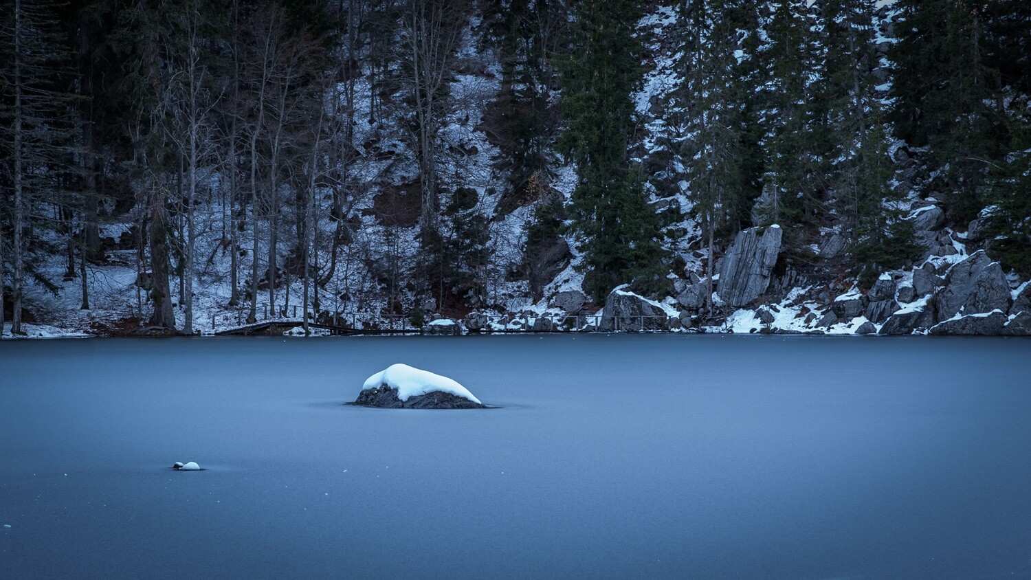 Haute-Savoie, Passy, Lac Vert Haute-Savoie, Passy, Lac Vert