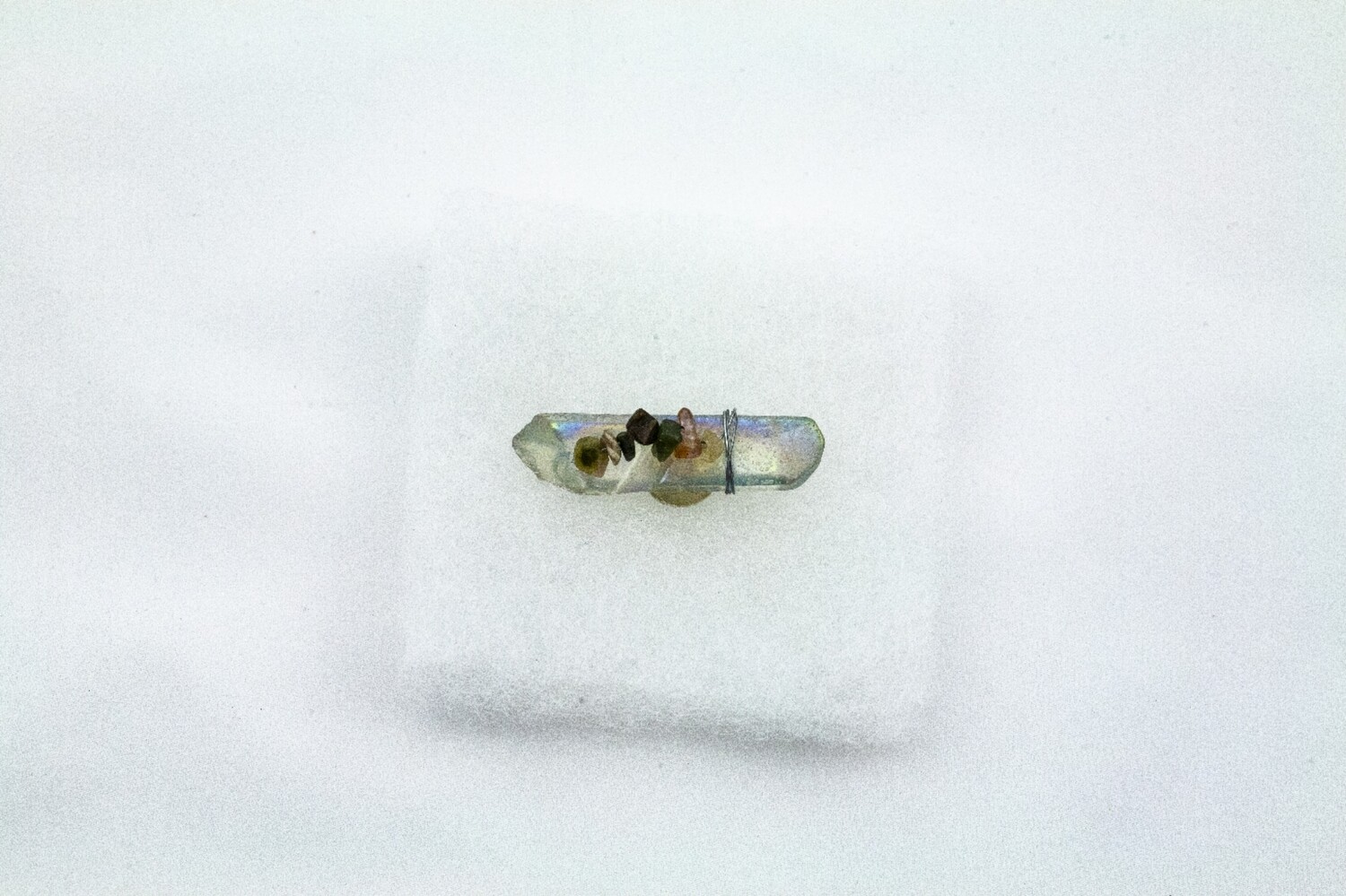 Quartz Pin