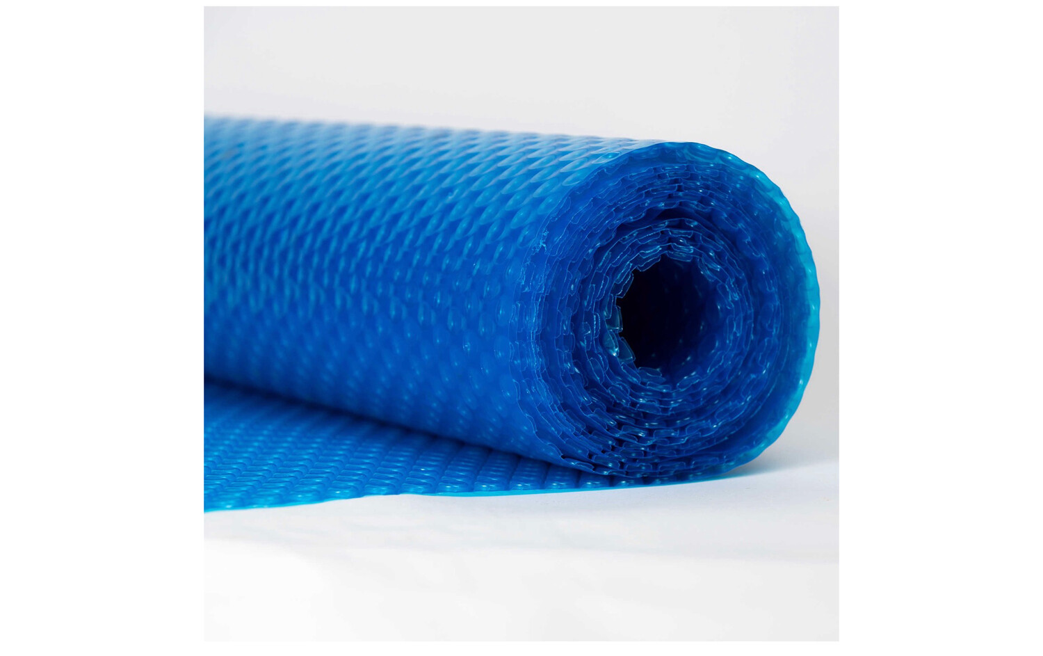 Blue Wave 12-mil Solar Blanket for Hot Tubs - 7-ft x 8-ft Rectangular Spa Cover with UV-Resistant Thermal Bubbles