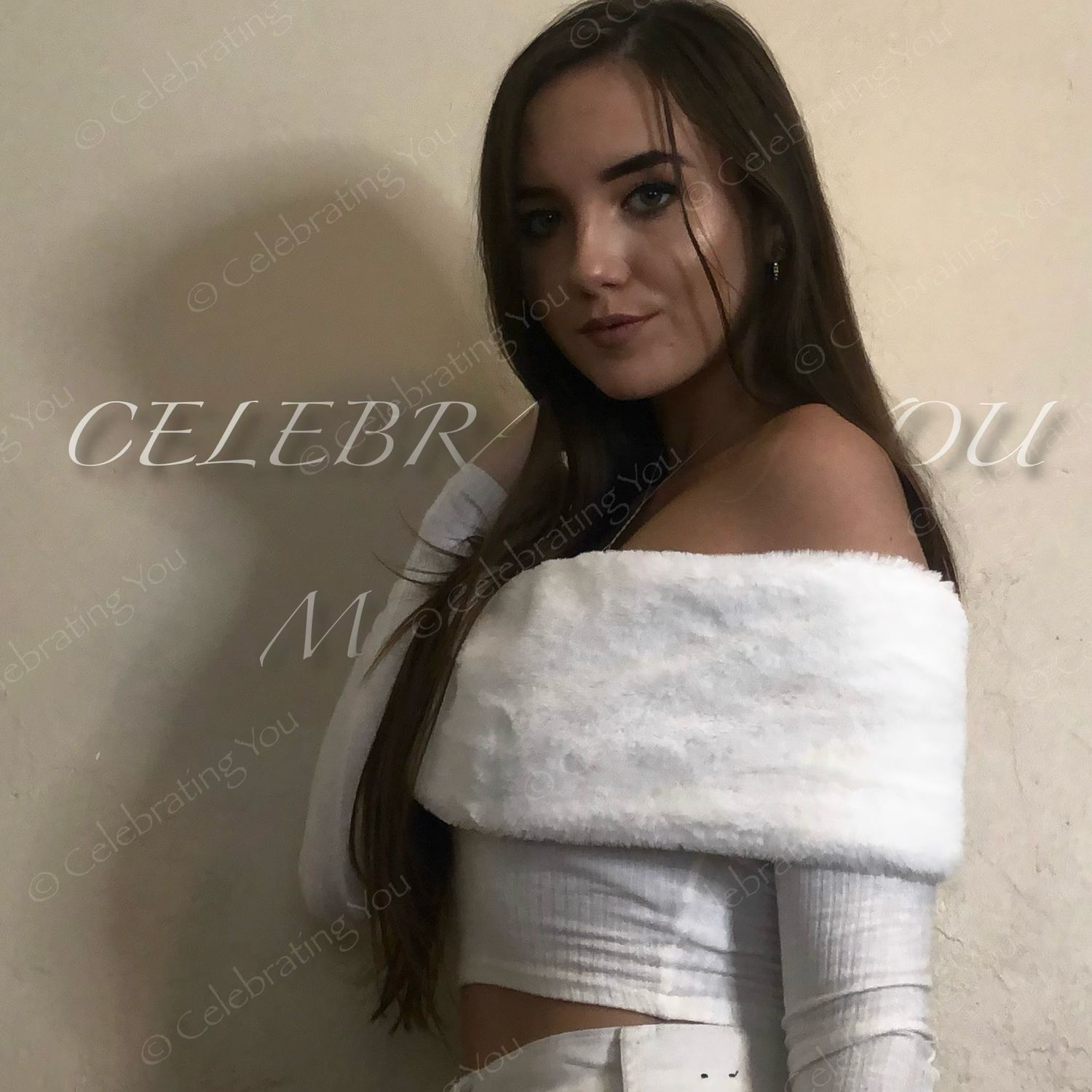 Women's Off-The-Shoulder Faux-Fur Trim Top