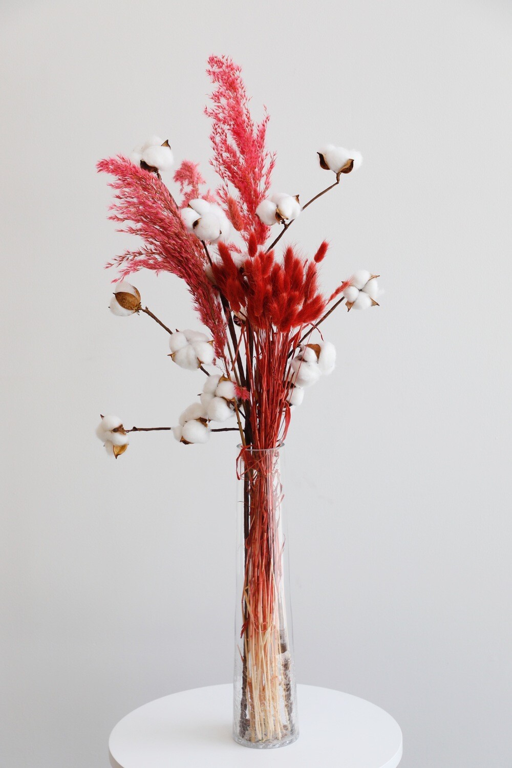 Dry Flowers Red And Cotton Flowers With Glass Vase