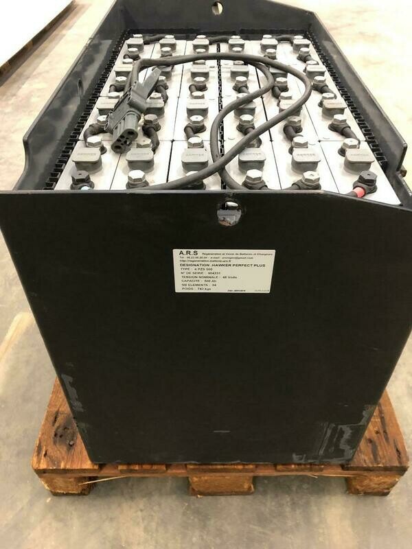Batterie pour chariot TOYOTA 5FBE15 ou 5FBE18 à LYON ( 48V-500Ah )