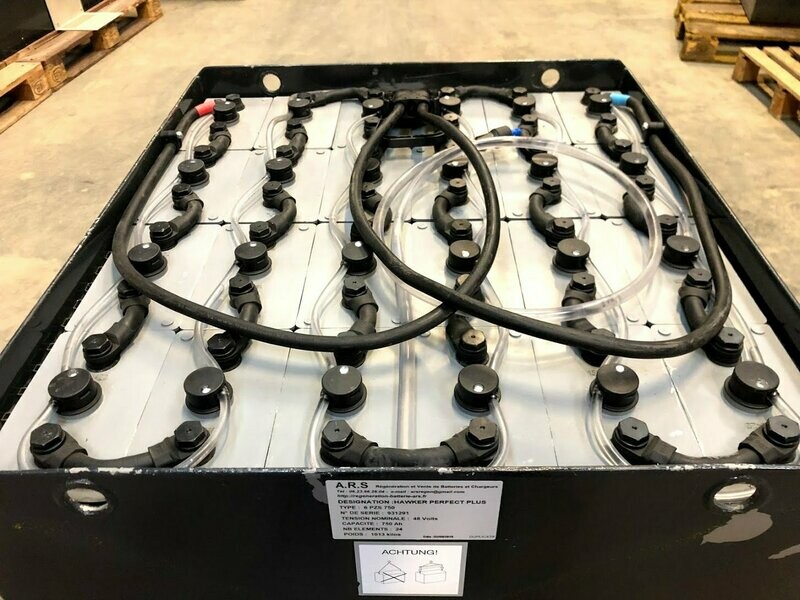 Batterie pour  FENWICK E16 SF en Rhône-Alpes ( 48V-750Ah )