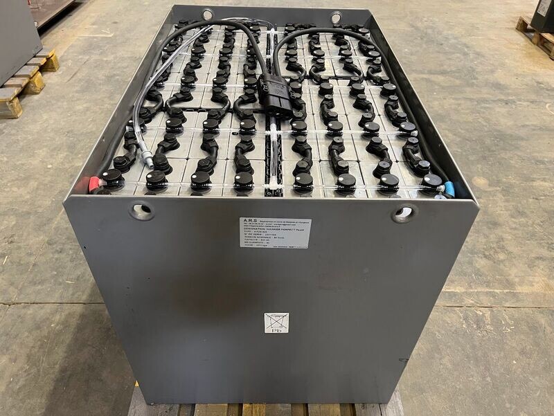 Batterie régénérée pour chariot élévateur HYSTER J205 XN  (80V-620Ah