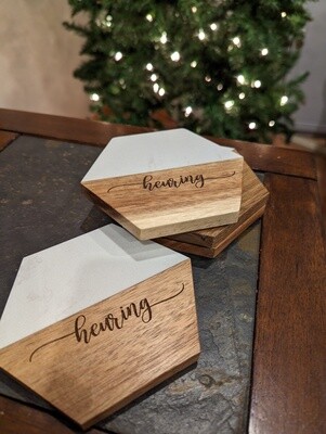 Serving Boards & Coasters (acacia wood / faux white marble)
