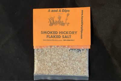 SMOKED HICKORY FLAKED SALT