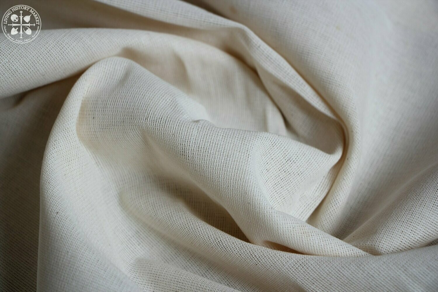 Thin linen fabric