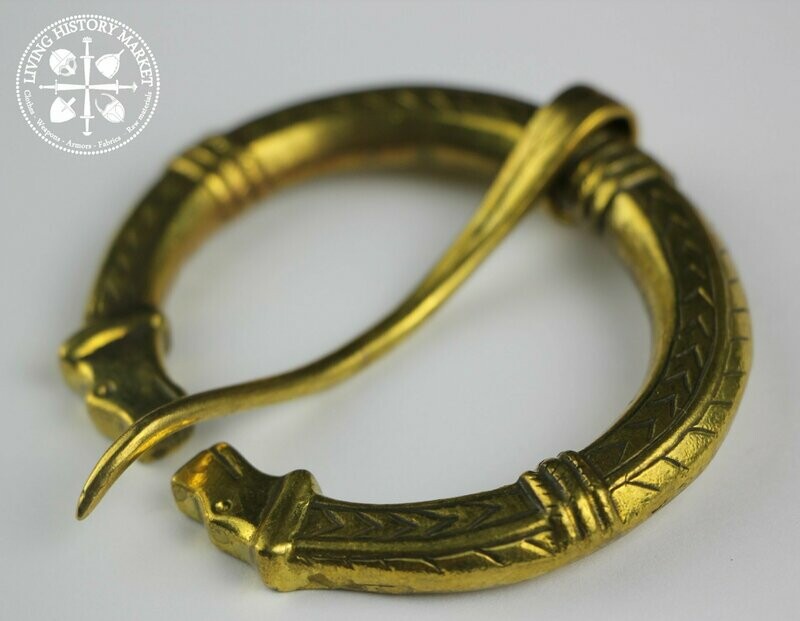 Penannular brooch with dragon's heads - Viking - 10/11 century - Gotland