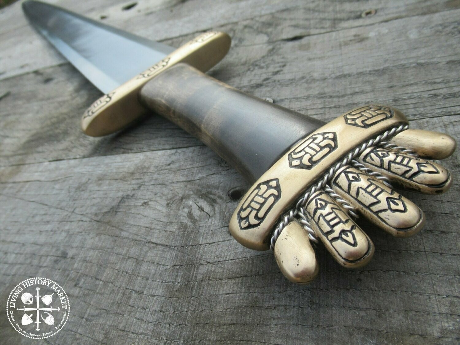 norwegian vikings weapons