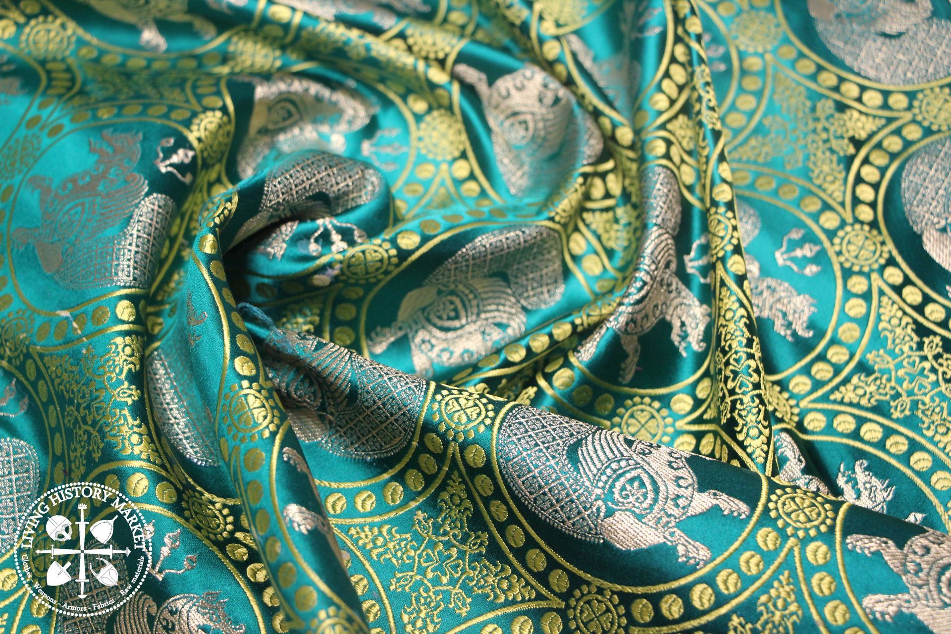 Green senmurv Silk - 7/10 century