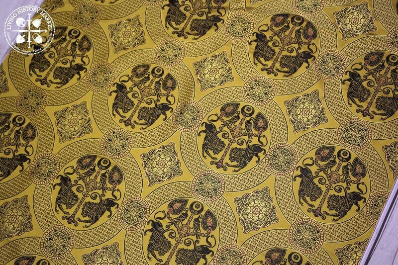 Byzantine silk brocade - Facing lions - 1100-1200 A.D.