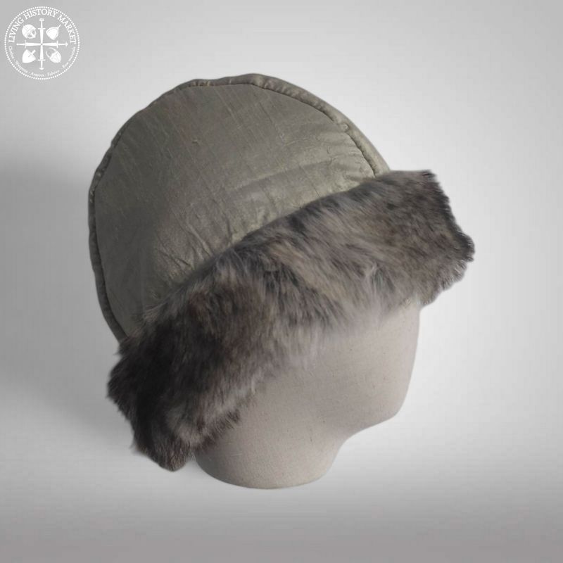 Monochrome silk Rus hat